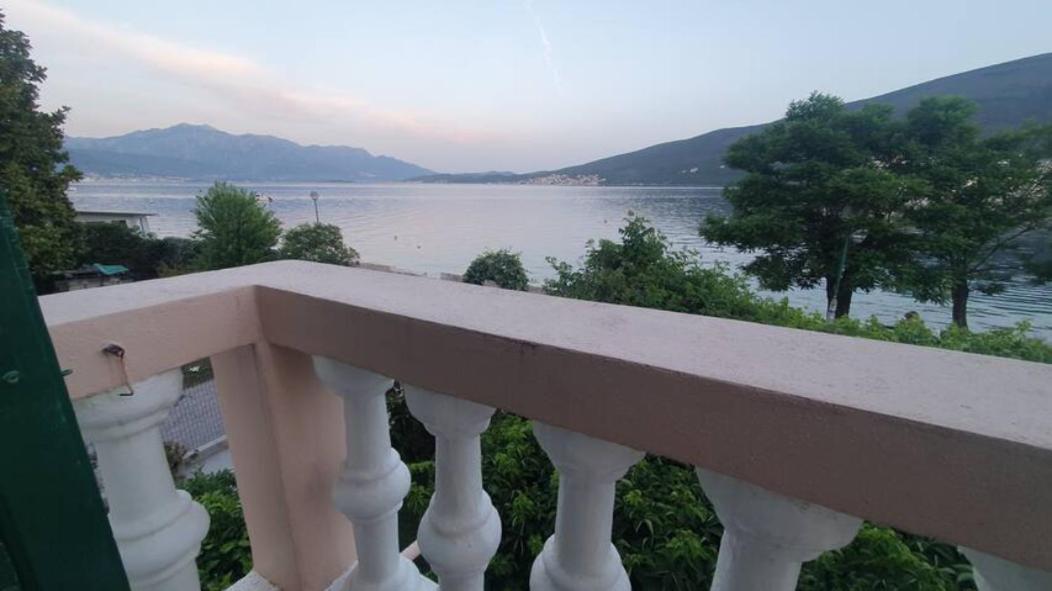 Apartment Dunja Djenovici Herceg Novi Esterno foto